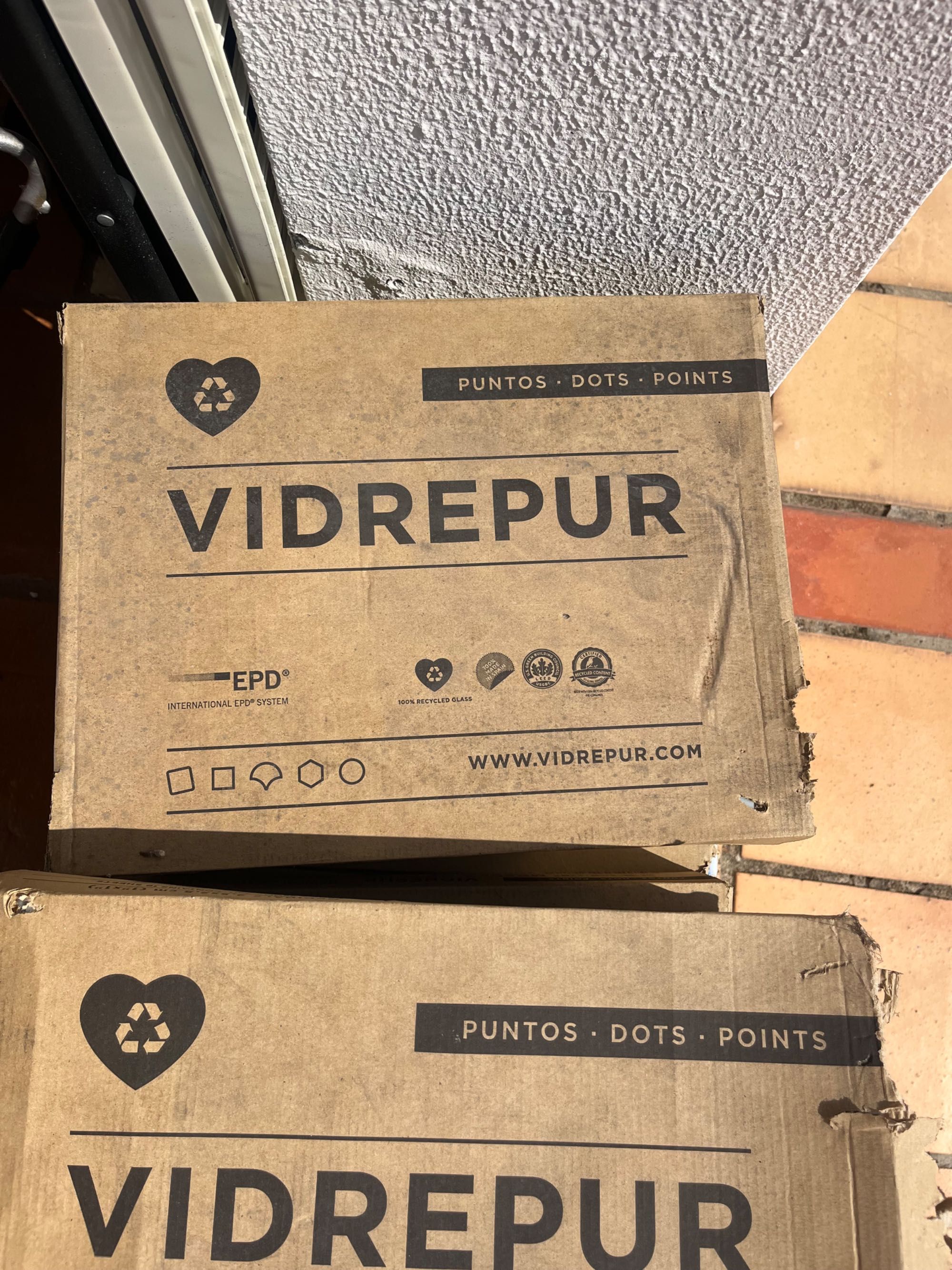 Caixas de PASTILHAS para revestimento de Piscina