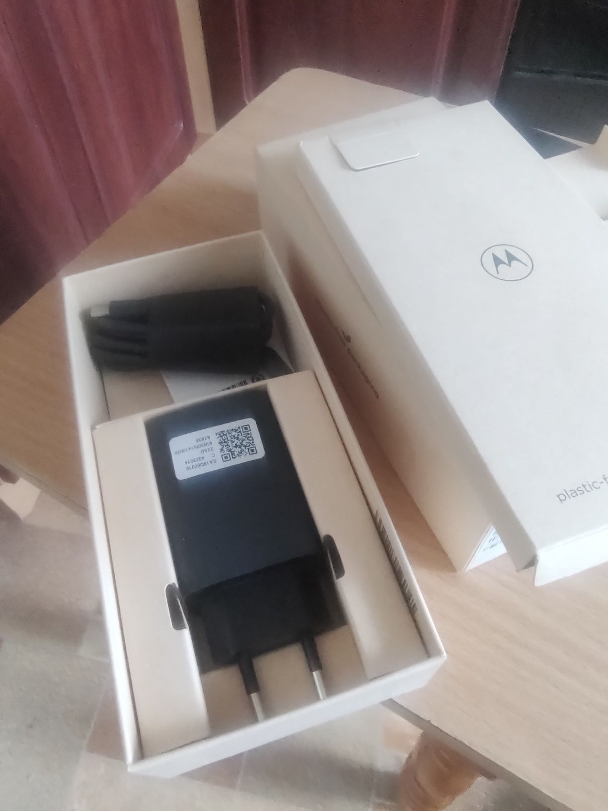 Телефон Motorola Edge 40 Neo