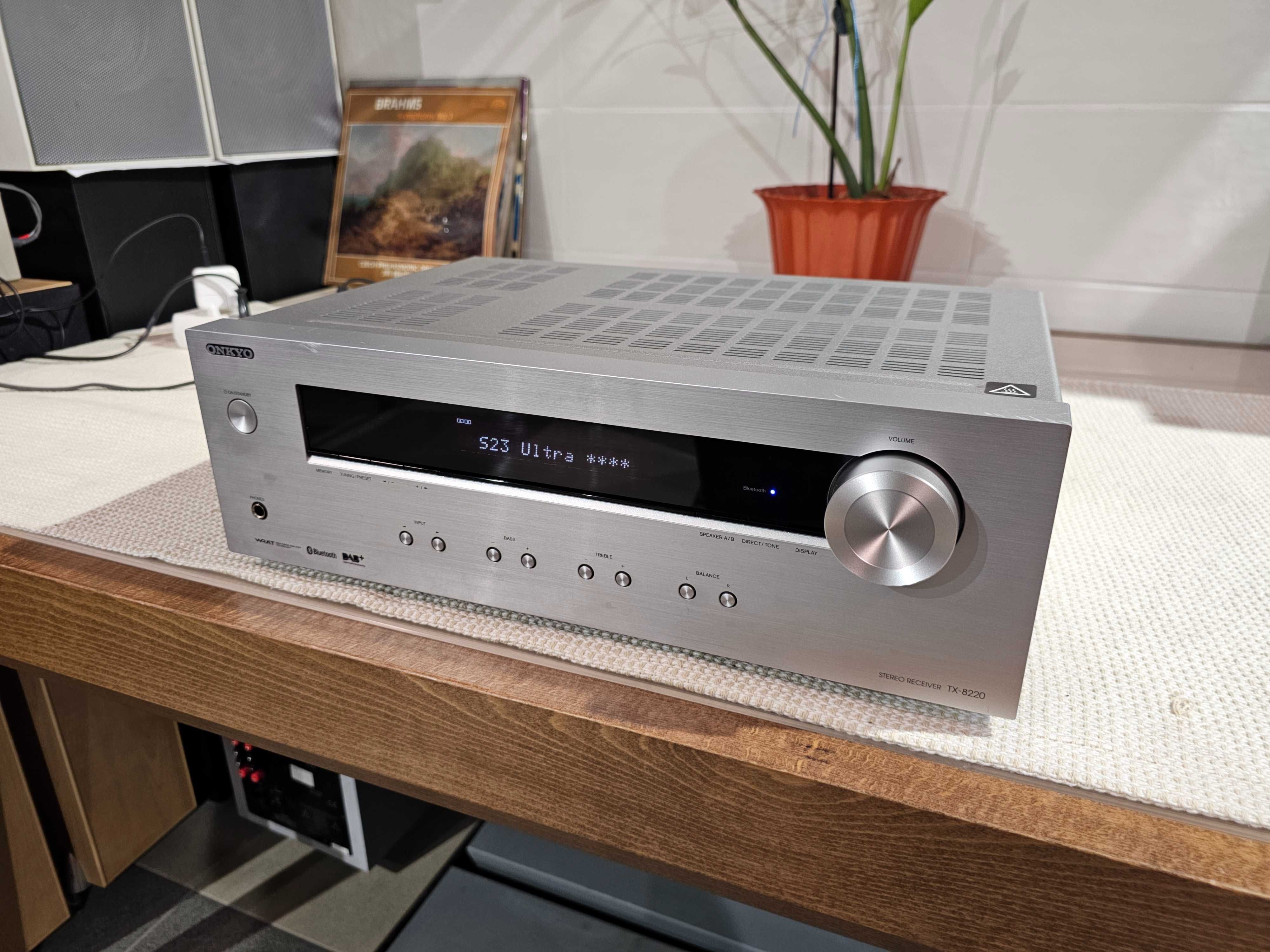 Ресивер Onkyo TX-8220 Bluetooth /2х100Вт/ЦАП 192 кГц/24 біт
