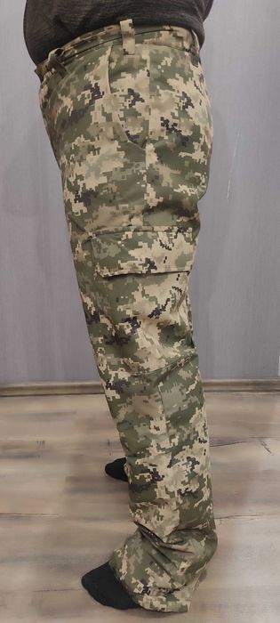 Теплі брюки піксель