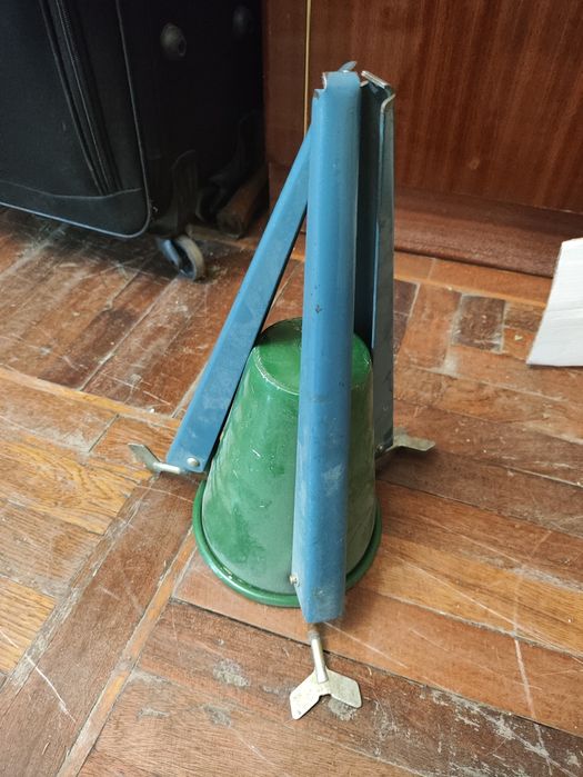 Подставка для живой  елки