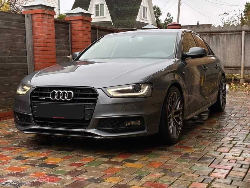 Audi A4 IV (B8)  2014