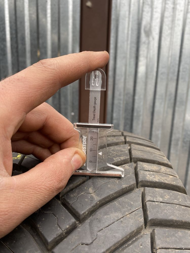 Opona pojedyncza 225/75/16c Michelin Agilis CrossClimate