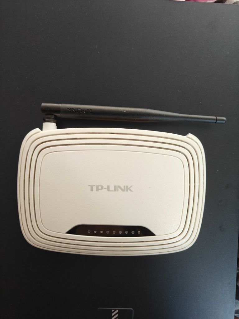 Маршрутизатор Wi-fi Роутер TP-LINK TL-WR740N
