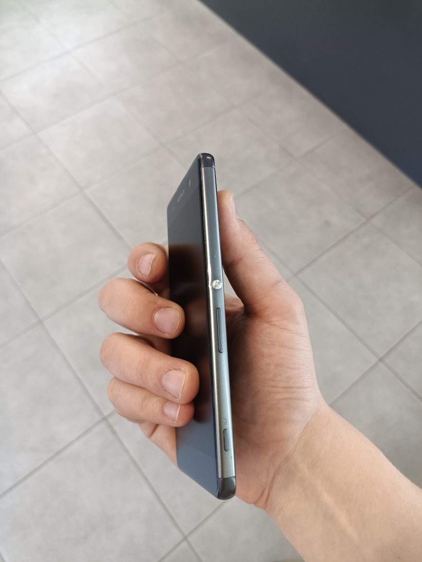Sony Xperia XA, F3112, отличное состояние