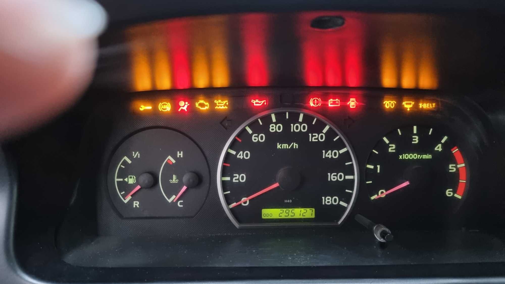 Toyota Hiace 117cv
