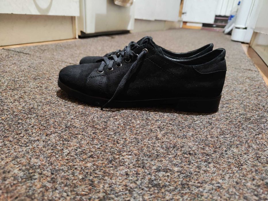 Взуття осінньо-весняне замша 37 розмір