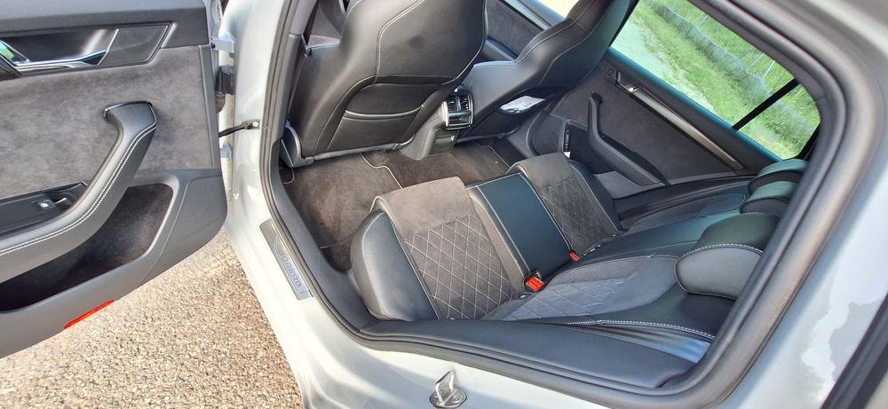 Skoda Superb 2.0 TSI Sportline Kombi 190KM FVat 1 Właściciel