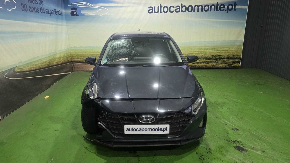 Hyundai I20 1.2 Confort  -  Salvado