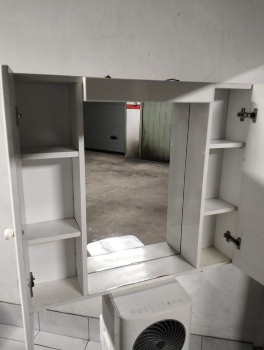 Armário de WC com espelho