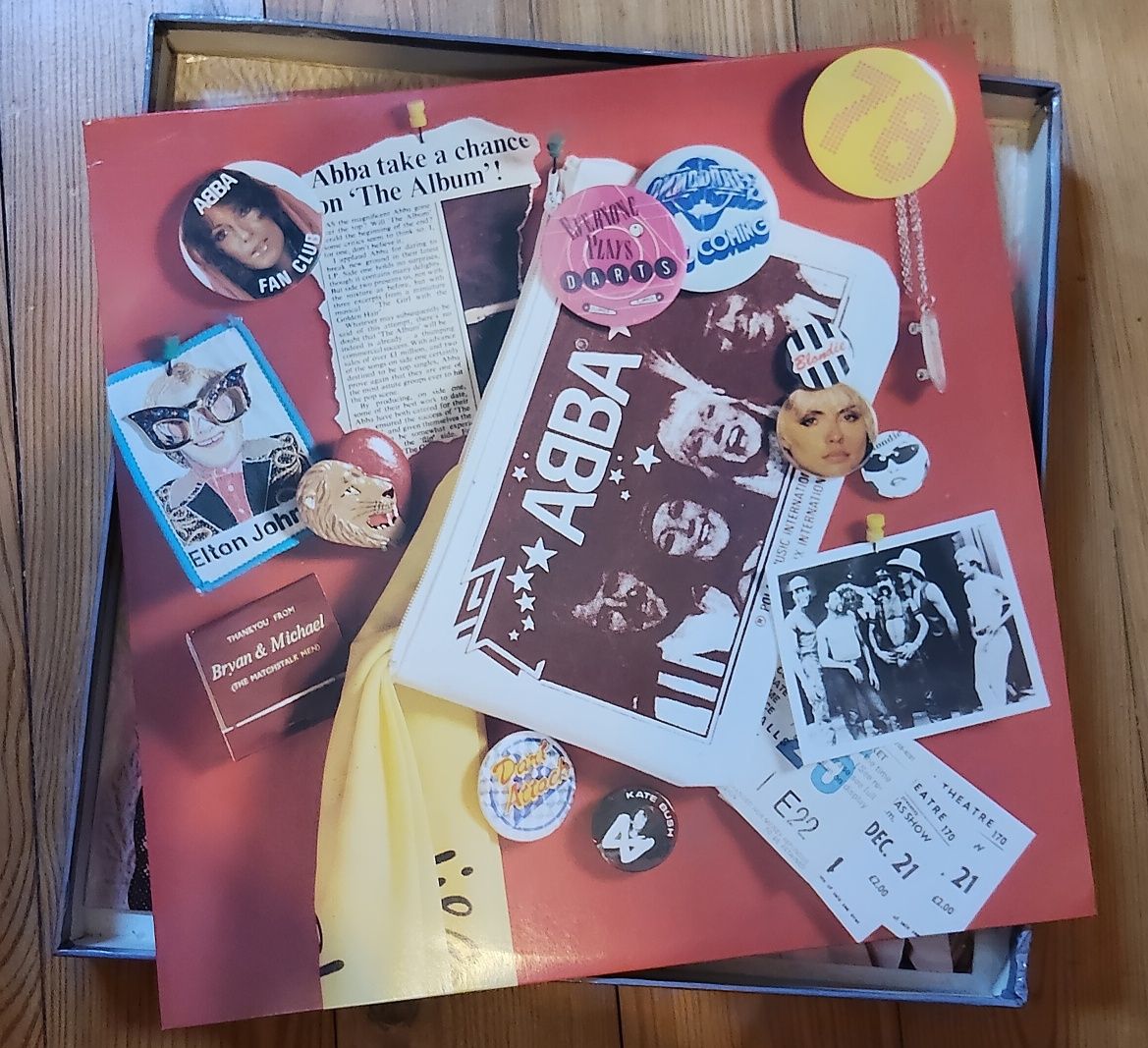 Coletânea de discos "The Sensational 70s"