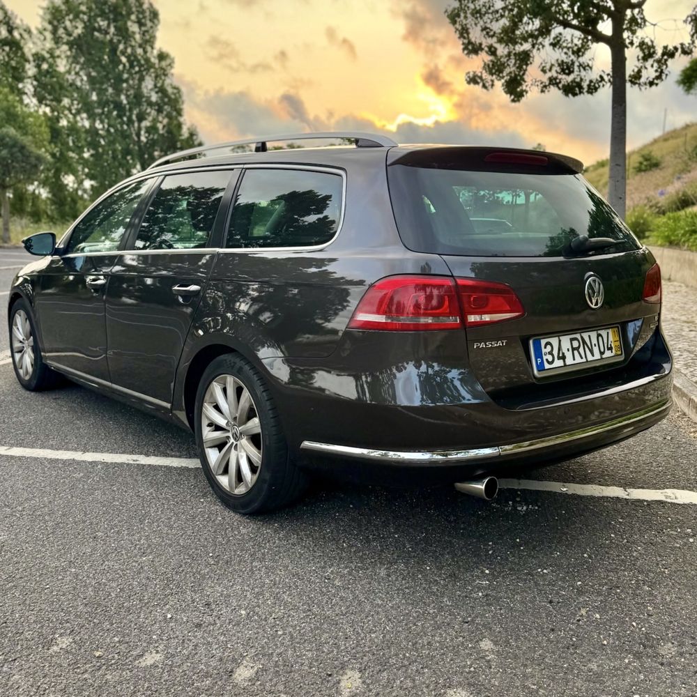VW Passat 1.6 TDi Highline Desde 139€