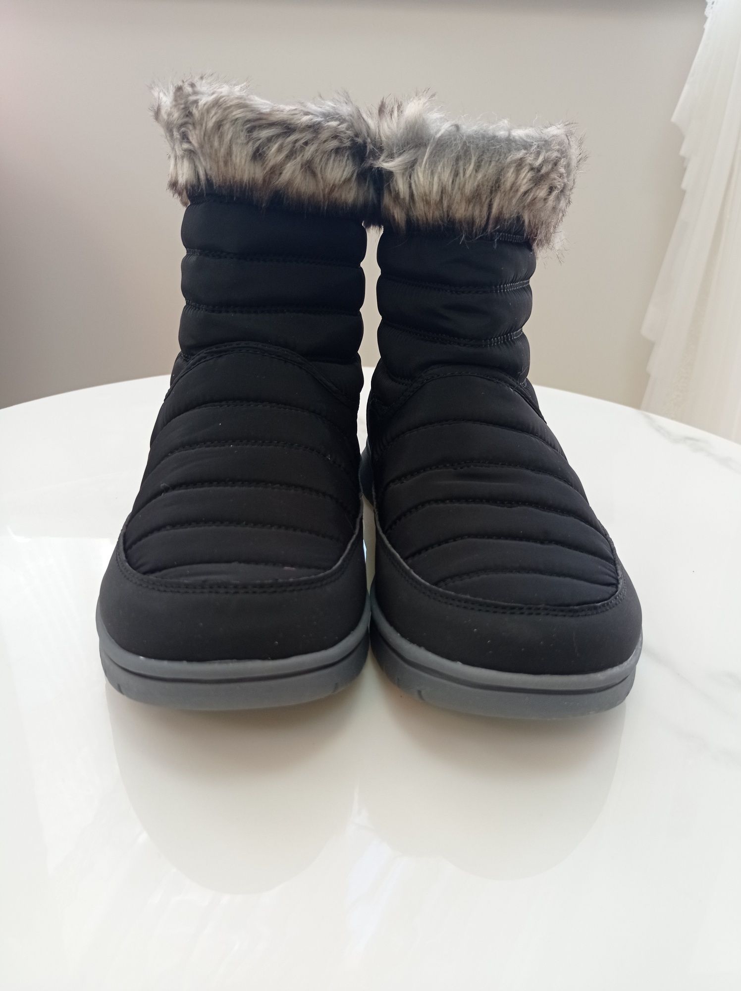 Зимові водонепроникні Ryka Women's Suzy Ankle Boot .