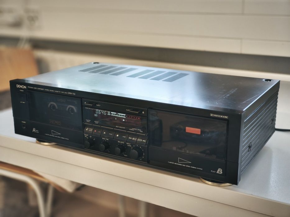 Рез ! Касетна дека Denon DRW-750 ! Зроблено в Японії !