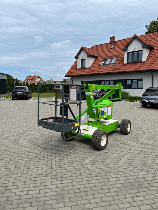 Podest ruchomy NiftyLift HR10E