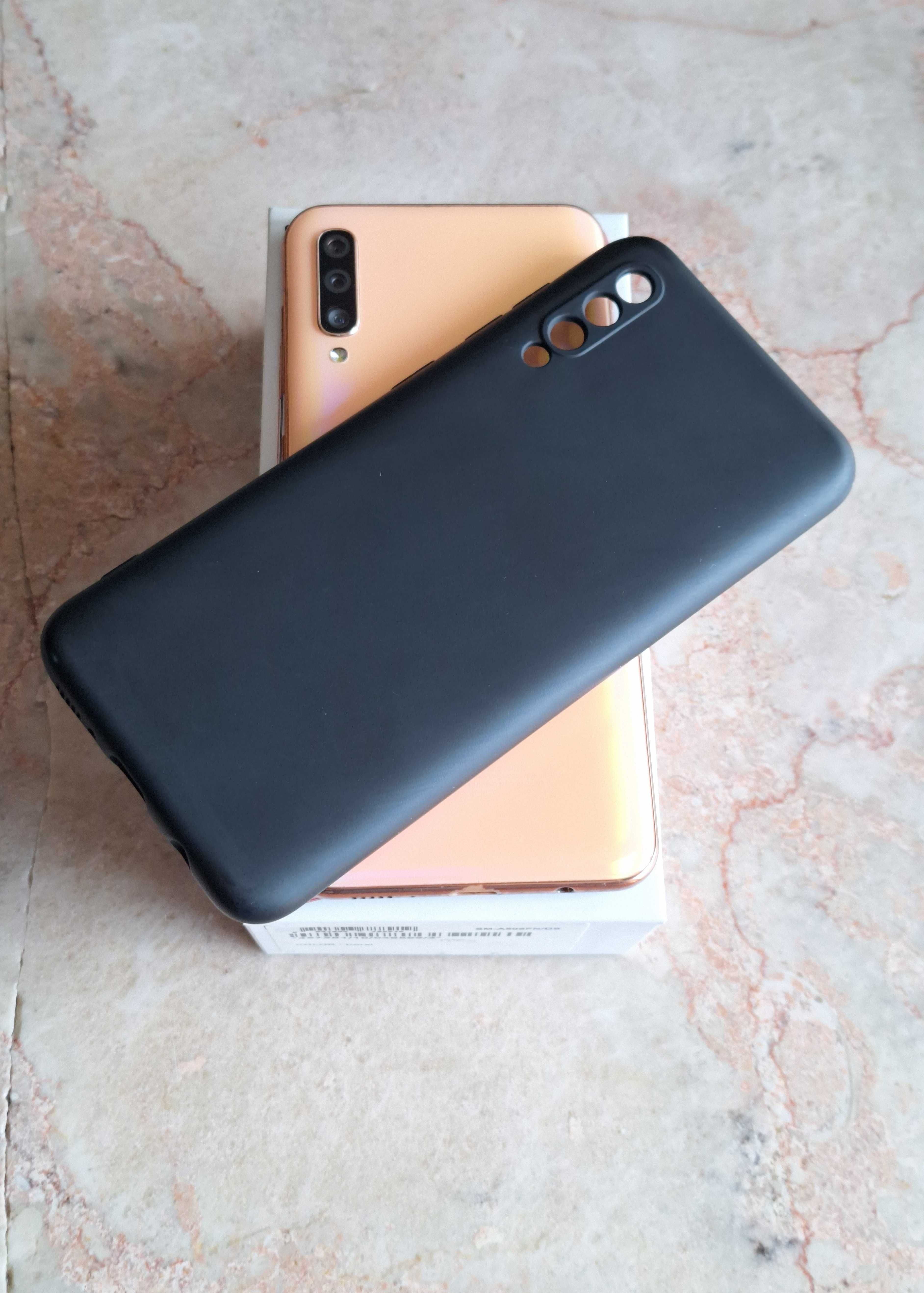 Samsung Galaxy A50 + Capa Preta