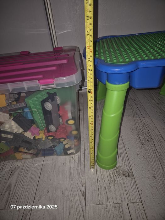 Duży zestaw klocków Lego Duplo ze stolikiem 6 kg