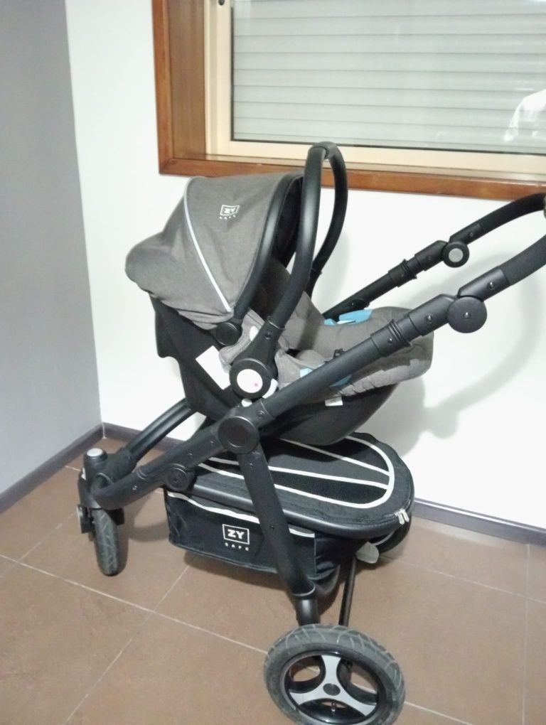 Vendo carrinho de bebe