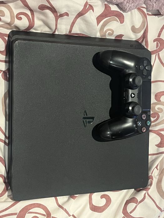 ps4 1tb + джойстик + аккаунт 10 місяців ps deluxe + ea play