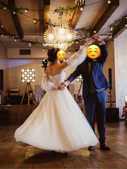 Suknia ślubna Agnes Boho rękawki