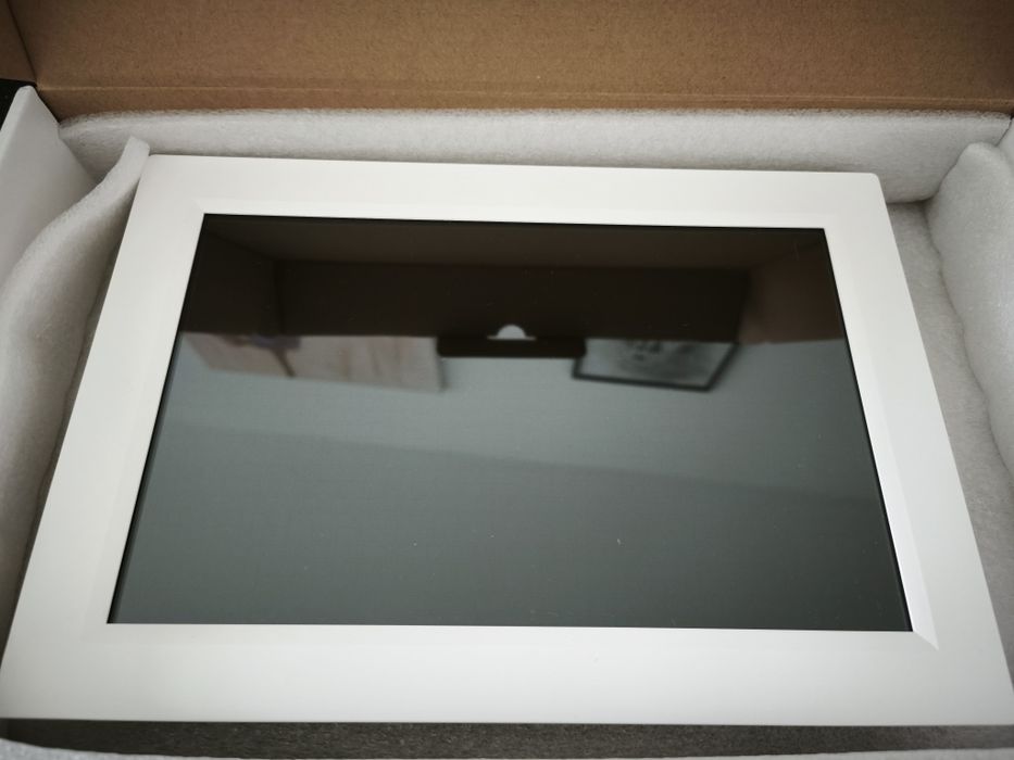 Ramka elektroniczna 10 cali, wifi, dotykowa