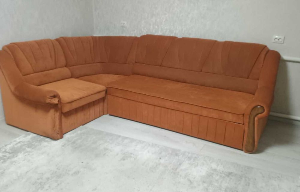 Продам диван б/у