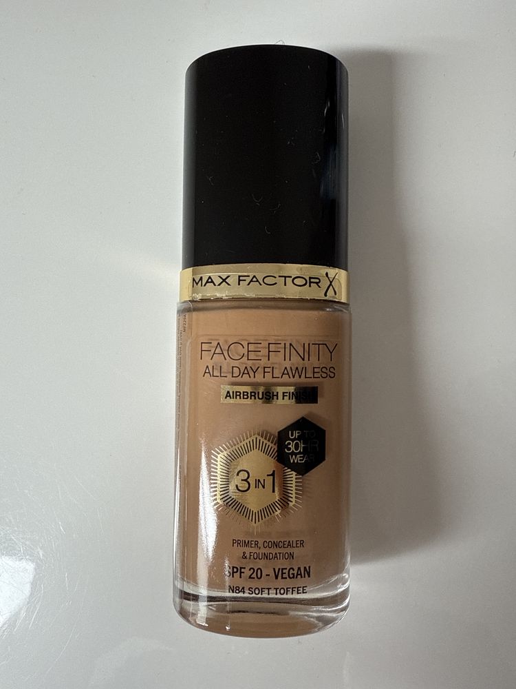 Fluid podklad Max Factor nr 84 Soft Toffee