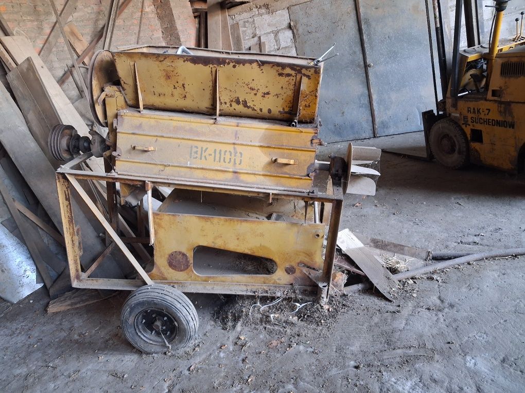 Bukownik BK1100.