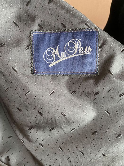 Шуба жіноча мутон + сіро - блакитна норка. Розмір 50, як нова!