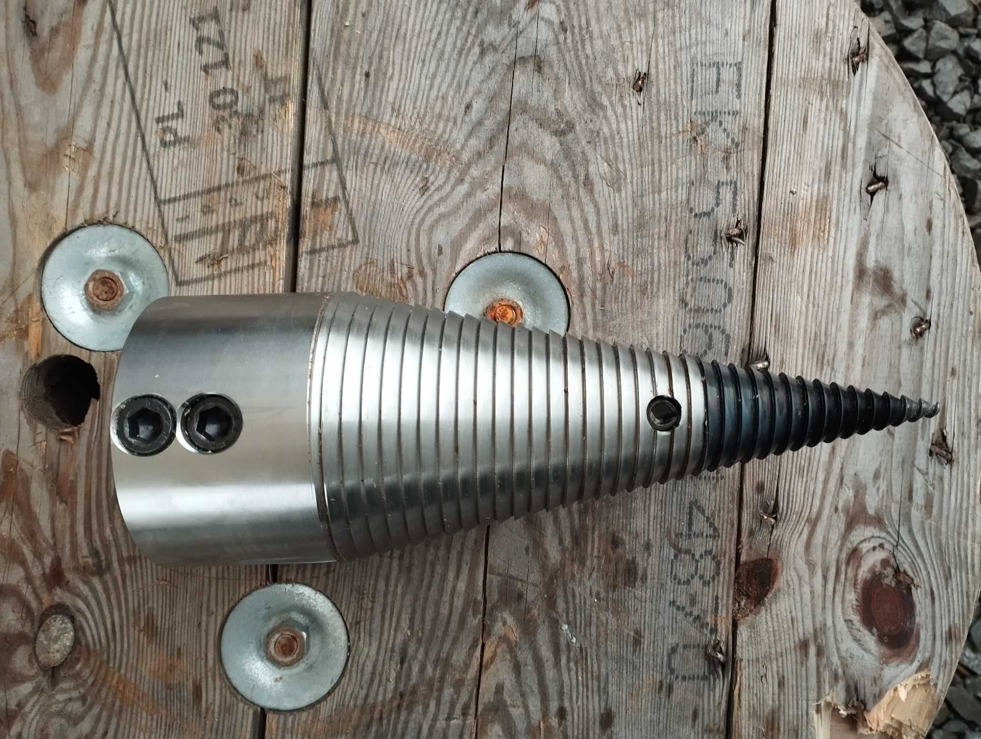 Świder do łuparki 100mm / stożek z wymienną końcówką