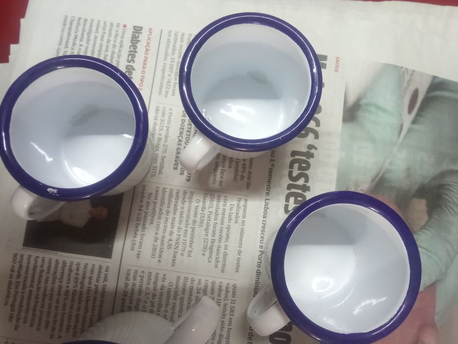 10 canecas em ferro esmalte