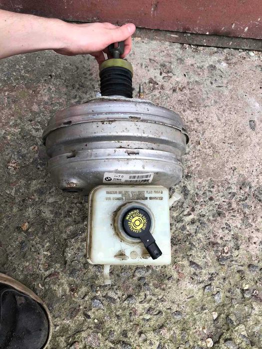 вакуумный усилитель тормозов  BMW E 60 E 61