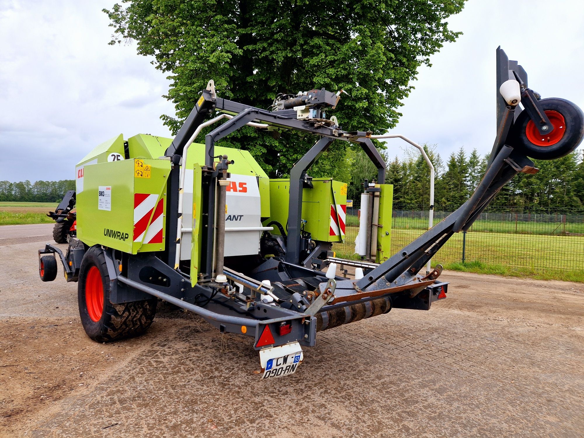 Claas Rollant 375 uniwrap prasoowijarka bardzo dobry stan  krone Brutt