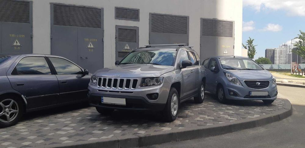 Комплект Аеродинамічніх поперечок  KV5 на рейлінги Jeep Compass