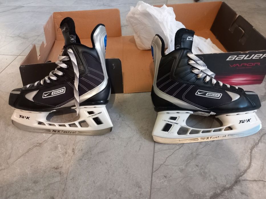 Ковзани хокейні Nike Bauer в хорошому стані, розмір 40,5