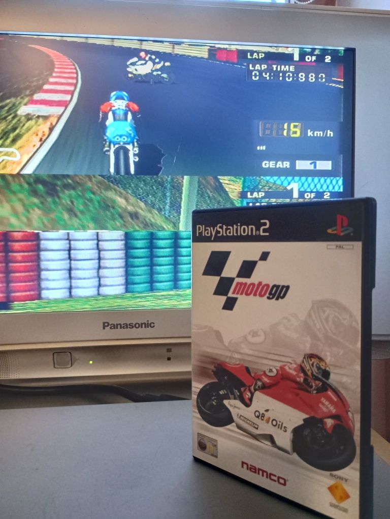 MotoGp gra na PS2 bardzo dobry stan sprawna