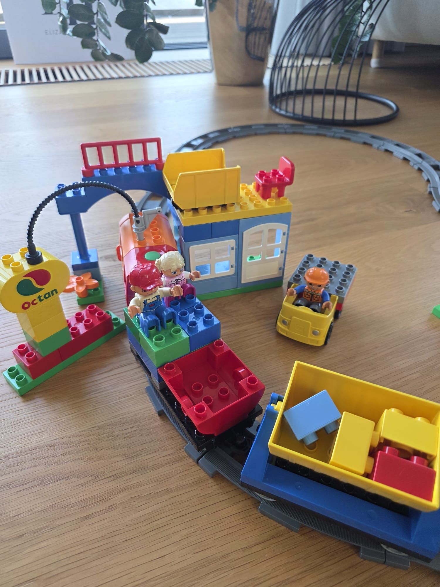Kolejka z klocków Duplo