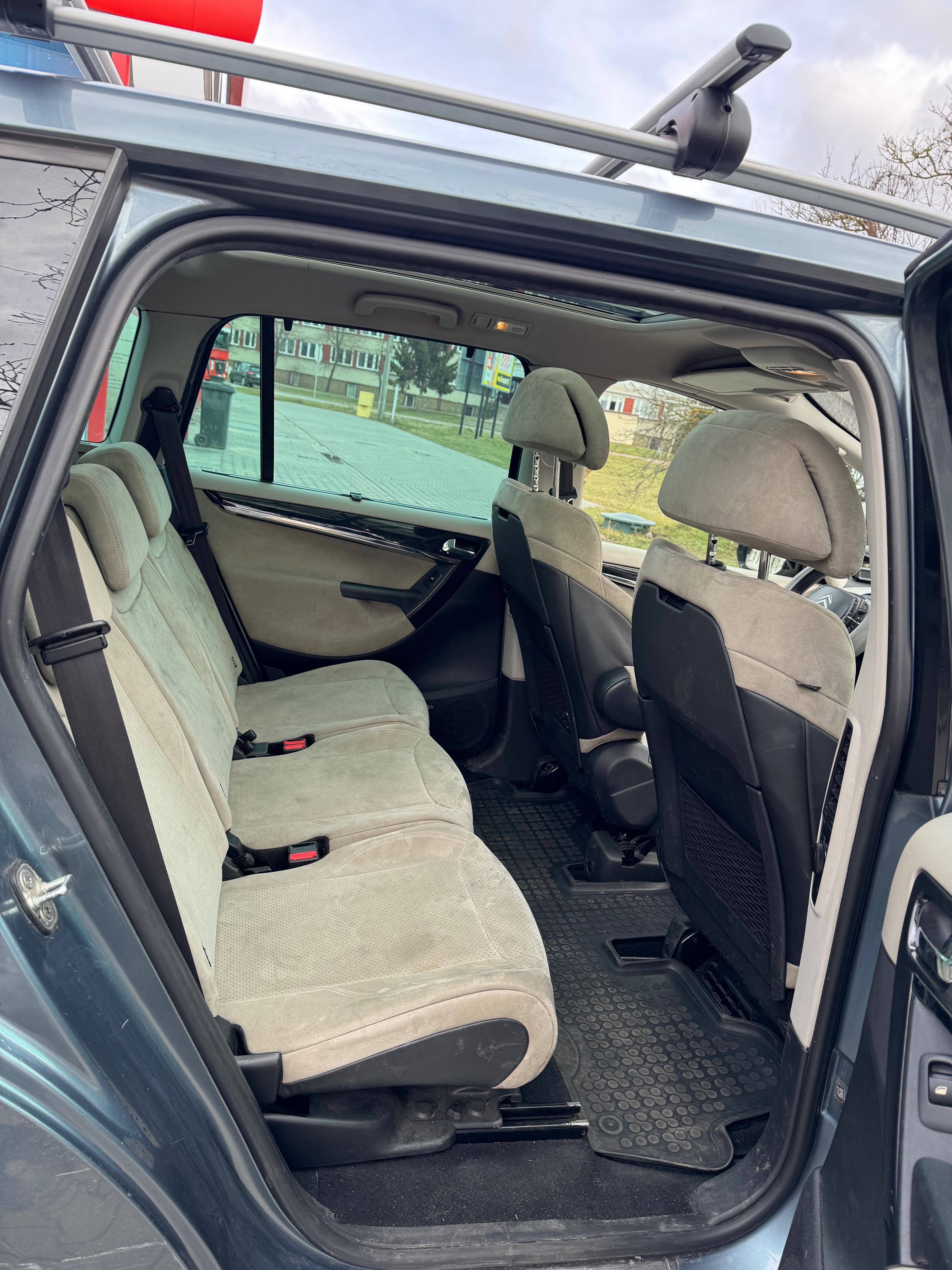 Citroën C4 Picasso 2.0 HDi
Exclusive MCP 2009