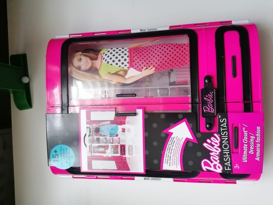 Szafa, garderoba Barbie + ubranka i akcesoria