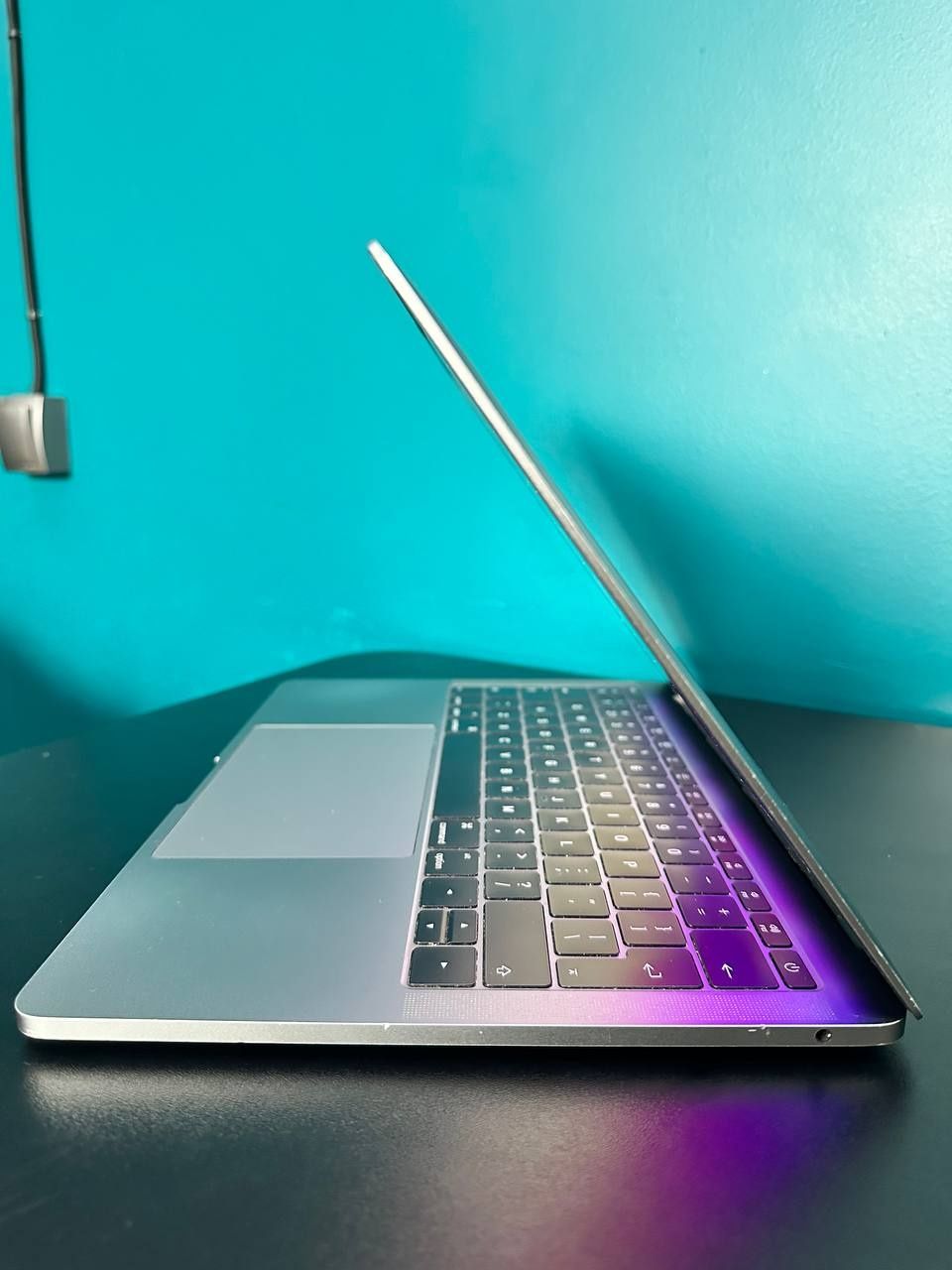 Ноутбук MacBook Pro 13 2016 (i7/16/256) Space Gray