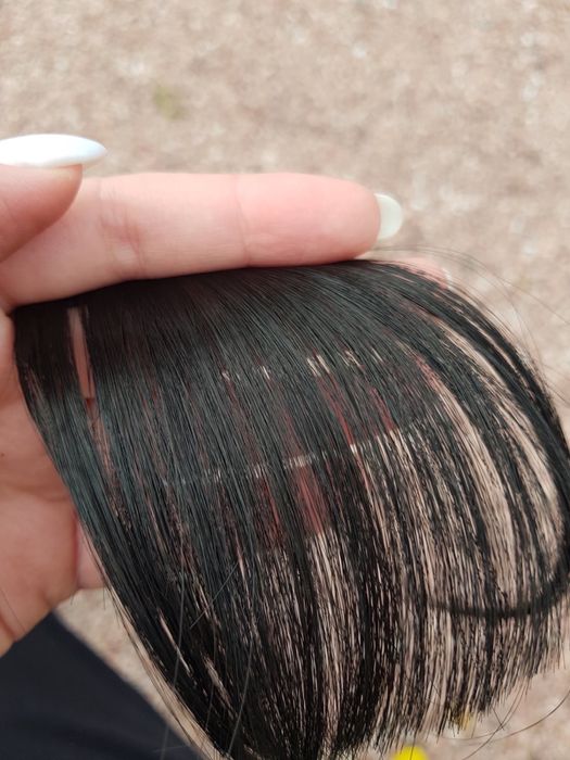 Челка, волос на заколке, под натуральный