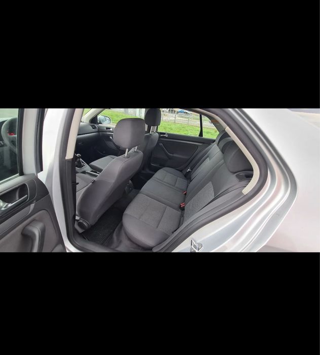 Vw Jetta 1.6 benzyna 2005 (nowy rorzad, nowe sprzeglo)