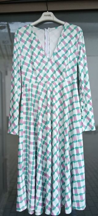 Vestido L  cores lindíssimas novo