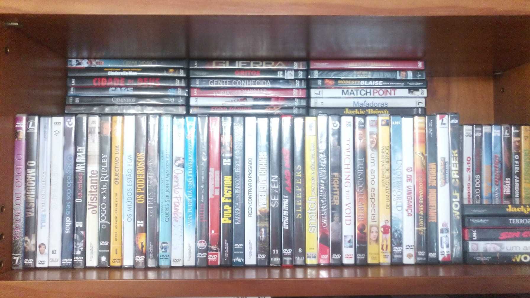 Conjunto +115 DVDs Filmes e outros