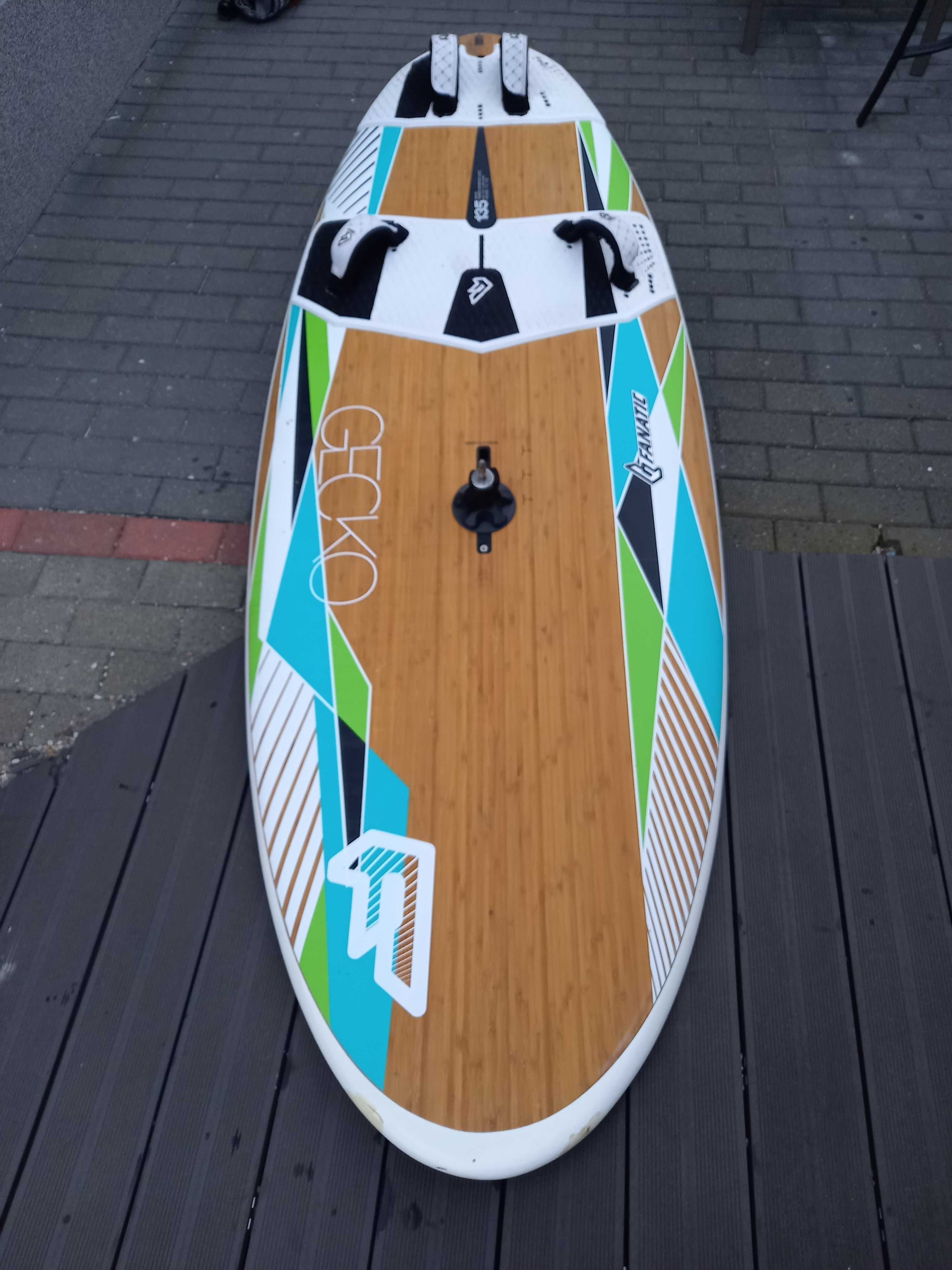 Sprzedam deskę windsurfingową FANATIC GECKO 135 L