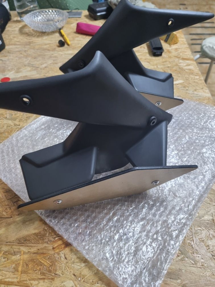 Spoiler Asas Down force Kawasaki Z 900