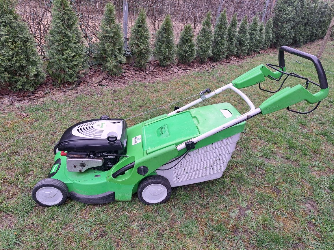 Kosiarka spalinowa  z napędem Viking MB 545