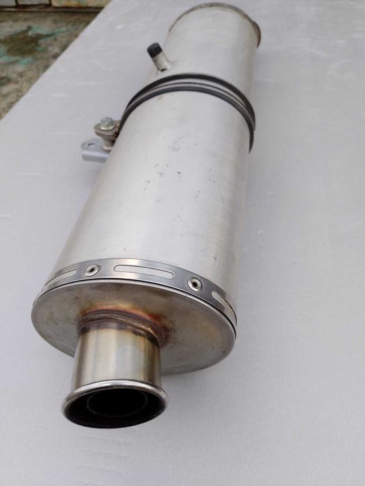 Глушитель на мотоцикл YAMAHA TTR 600 +переходник, б/у
