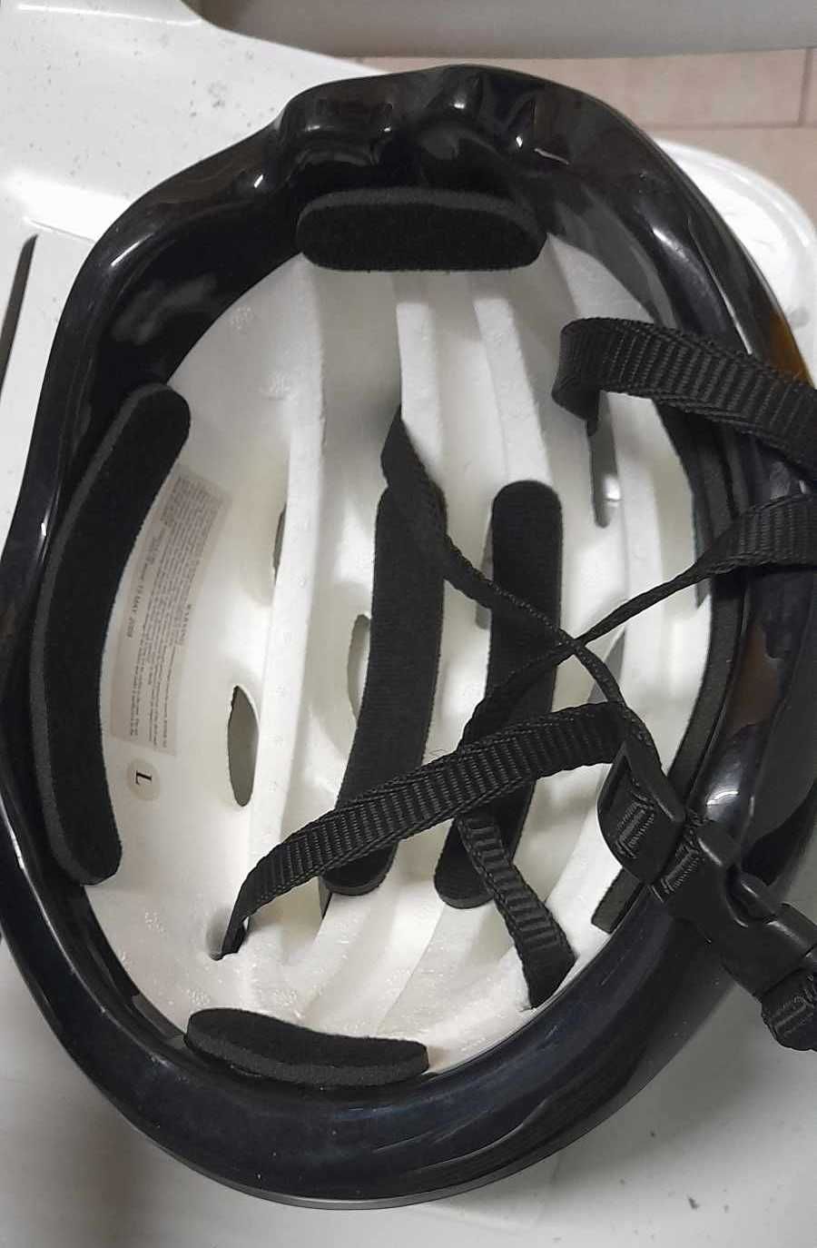 Capacete bicicleta / trotinete Skoda L