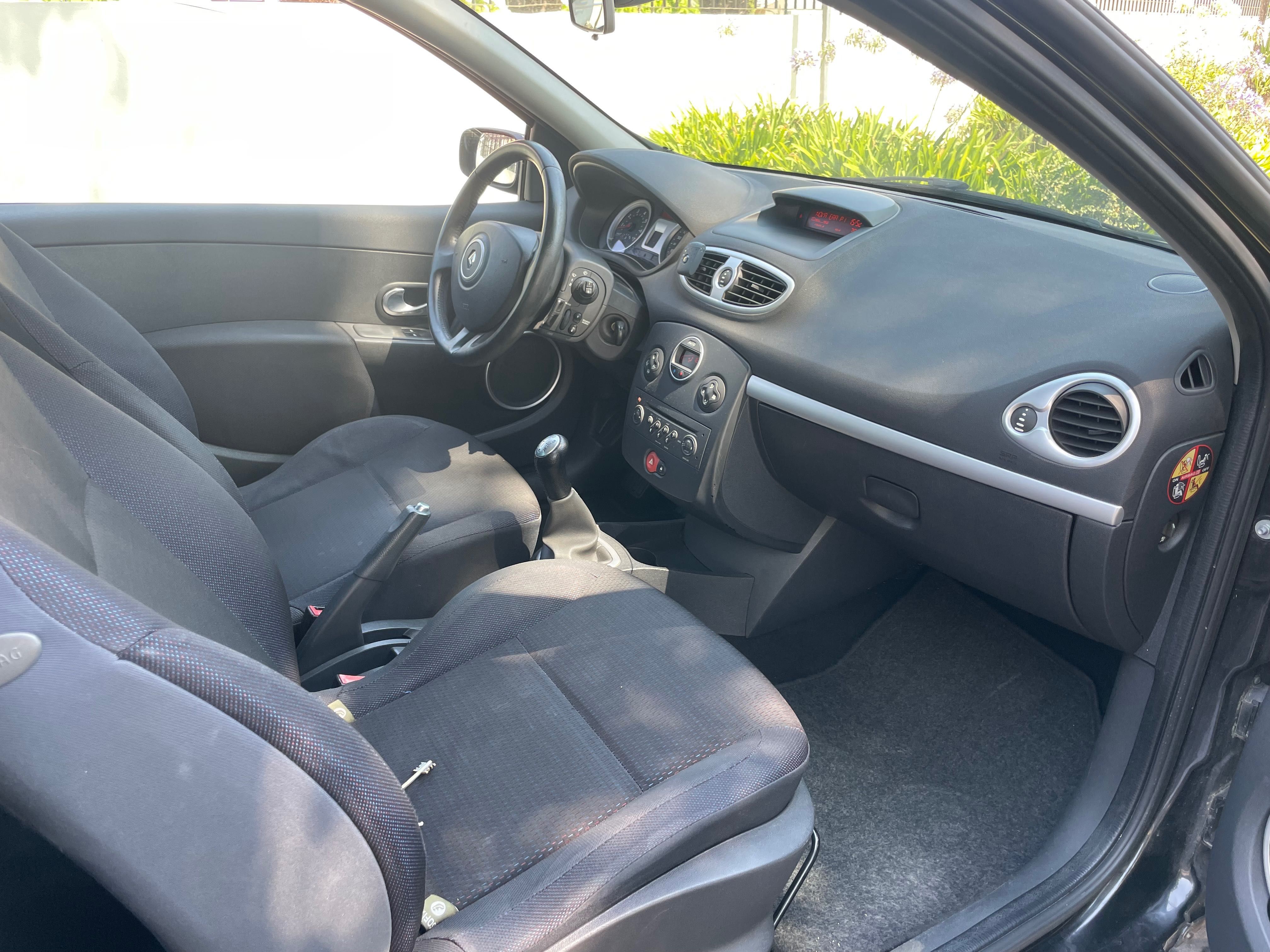 Renault clio 1.2 16v